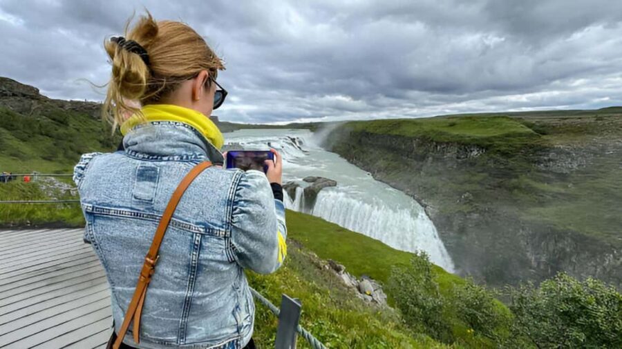Small Group: Golden Circle & Friðheimar Visit From Reykjavik - Golden Circle in 9 hours: how the pacing works