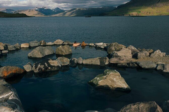 Small-Group Golden Circle, Hvammsvík Spa with Ticket & Crater - Þingvellir National Park: one foot in Europe, one foot in America