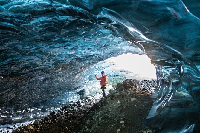 Small-Group Ice Cave Tour from Jökulsárlón - From Jökulsárlón to Vatnajökull National Park: How the Day Starts