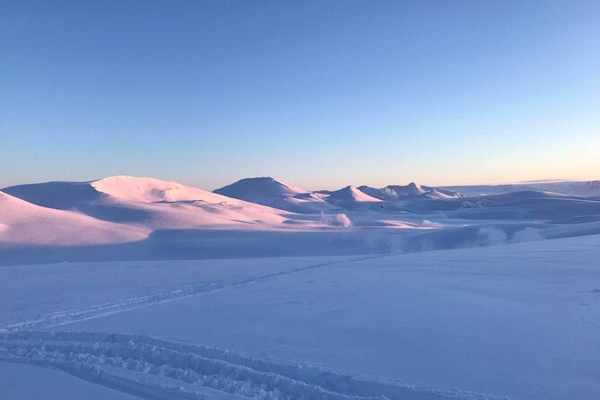 Snowmobiling on Eyjafjallajökull - Going Up in a Super Jeep (Why That Matters)