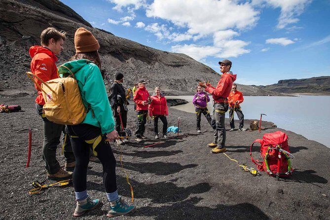 Sólheimajökull Glacier Hike – Adventure in a Small Group - Price and value: what $115 includes and what you’re paying for