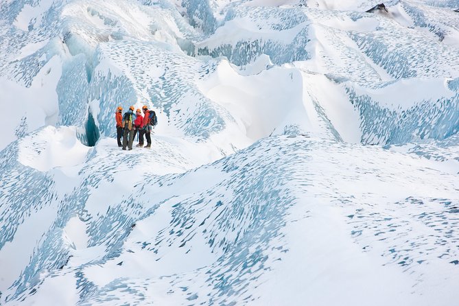 Sólheimajökull Glacier Hike & Ice Climbing Intro - Small Group - On-Ice Safety: What the Guide Teaches Before You Ever Step Up