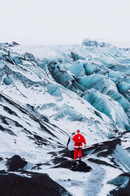 Sólheimajökull: Guided Glacier Hike - Meeting at Sólheimajökull: arrive early, then let the guide run the show
