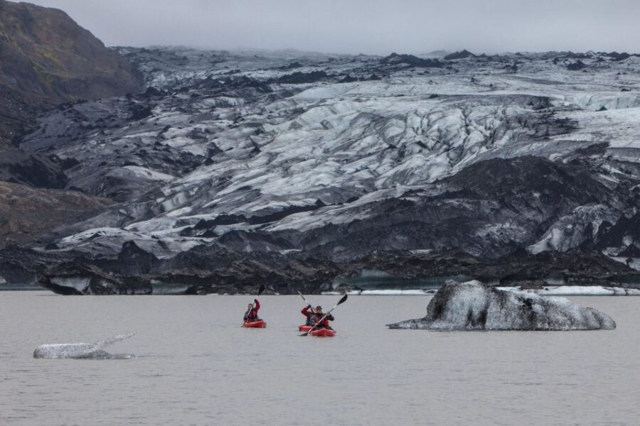 Sólheimajökull: Guided Kayaking Tour on the Glacier Lagoon - Icebergs Up Close: What You’re Actually Seeing on the Lagoon