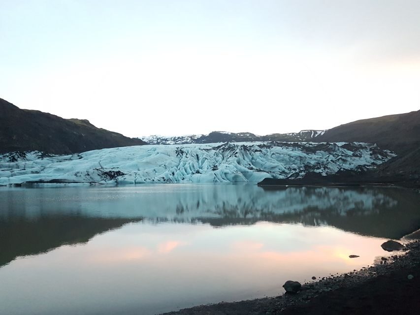 Sólheimajökull Ice Climbing Tour - Moving between climbing spots so you actually explore the glacier