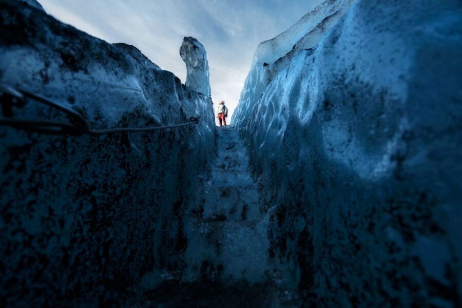 South Coast Iceland: 2-Day Blue Ice Cave & Jokulsarlon Tour - Overnight in the Southeast: Northern Lights Night Without Guarantees