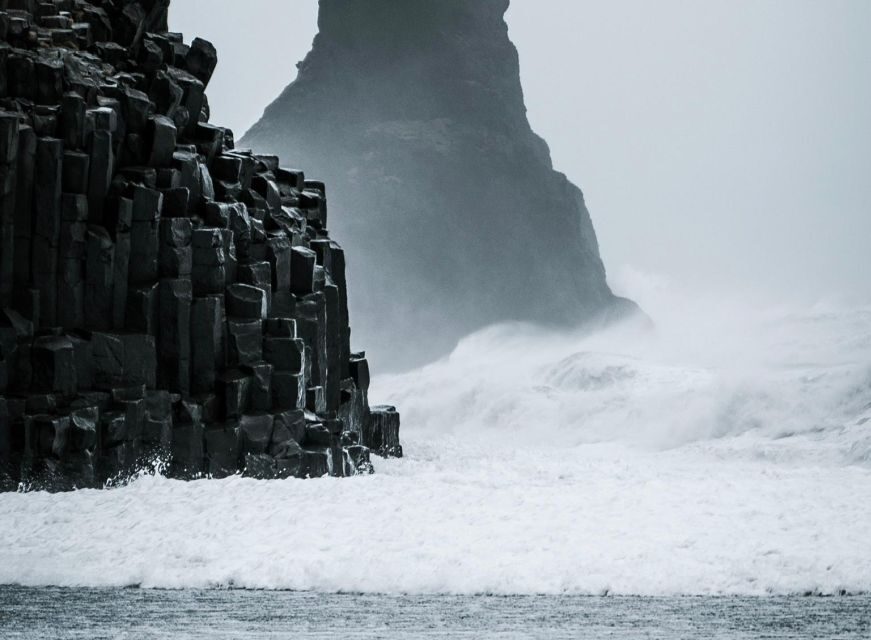 South Coast of Iceland. Black beach, glaсier, waterfalls... - Sólheimajökull glacier walk: icy-blue scenery and crevasses