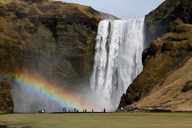 South Coast, Waterfalls and Black Beach Tour from Reykjavik - Seljalandsfoss waterfall: walking behind the falls when conditions allow