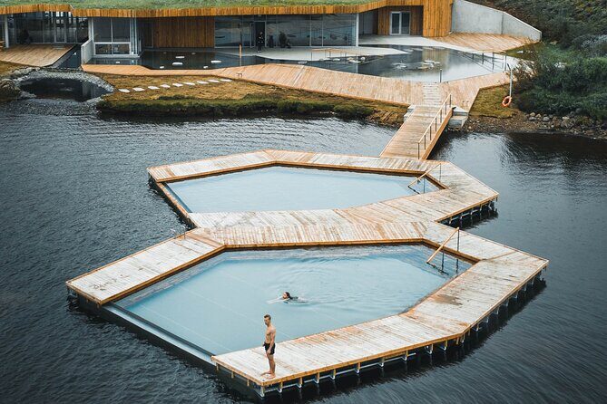 Stuðlagil Canyon and Vök Baths Day Tour - Should you book the Stuðlagil Canyon and Vök Baths day tour?