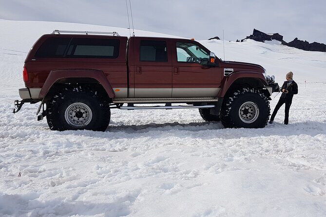 Super Jeep Glacier Tour on Vatnajökull - Why Vatnajökull feels different from other glaciers