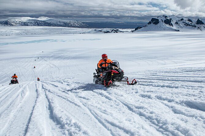 Super Jeep Golden Circle & Snowmobile on Glacier from Reykjavik - Getting picked up in Reykjavík and staying small-group sized
