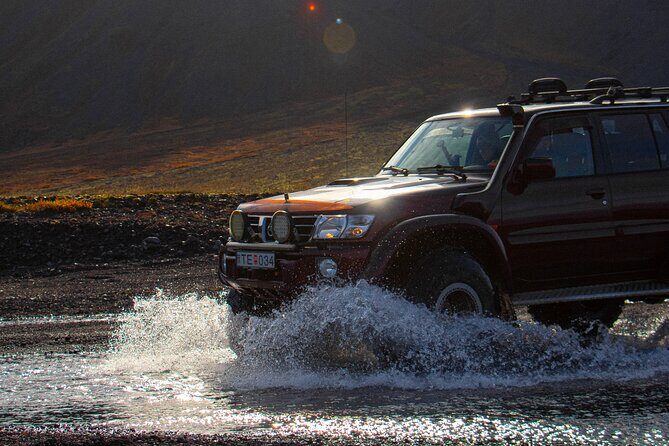 Super Jeep Private Tour at Thórsmörk - Guides make the difference: what you should watch for