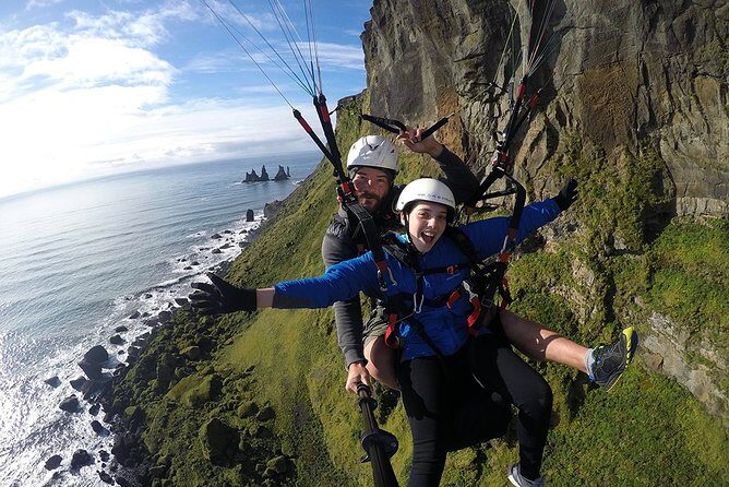 Tandem Paragliding Flights from Vik - What happens during the flight (and why 15–20 minutes feels different)