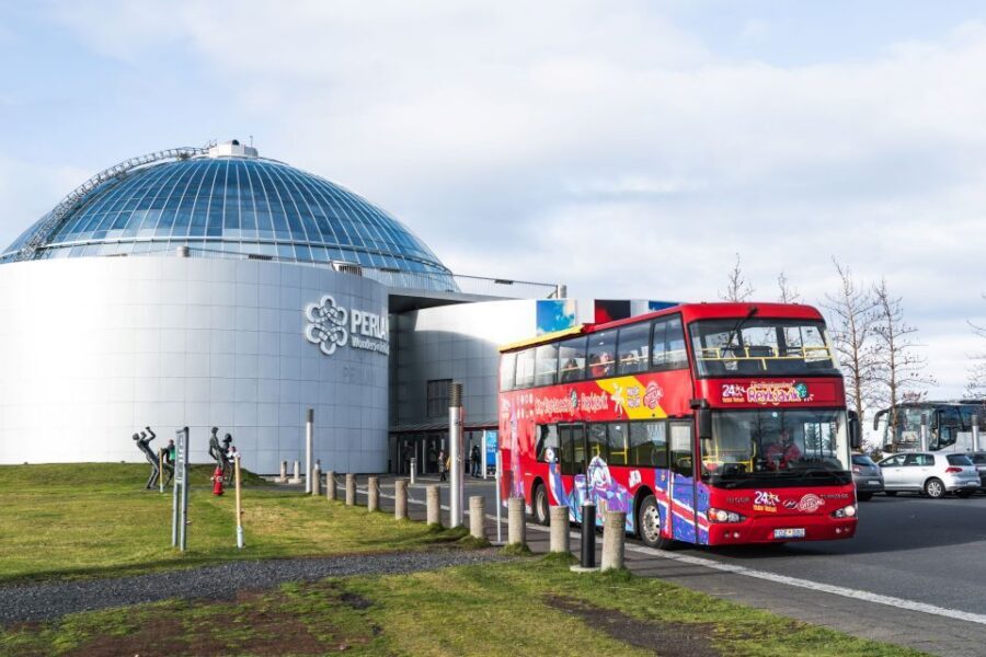 The Golden Circle & Hop On - Hop Off Combo Deal - Friðheimar Greenhouse: Geothermal Tomatoes Without the Chemicals