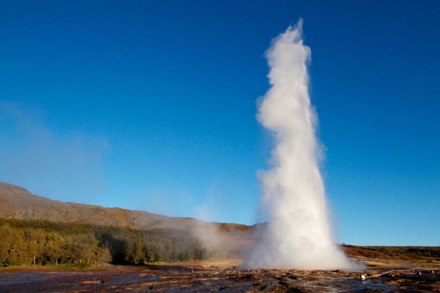 The Golden Circle & Hop On - Hop Off Combo Deal - Reykjavik Hop On Hop Off: Turning One Ticket Into a Flexible Afternoon