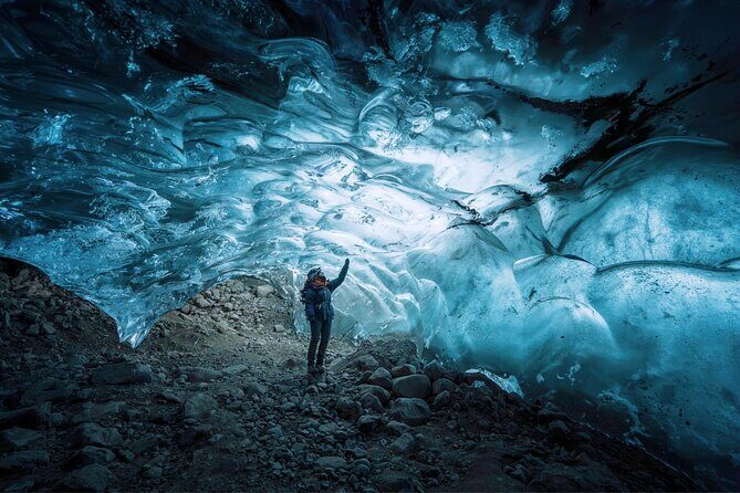 The Original Ice Cave Tour in Jökulsárlón Glacier Lagoon - Why Vatnajökull Ice Caves Feel Different Every Time