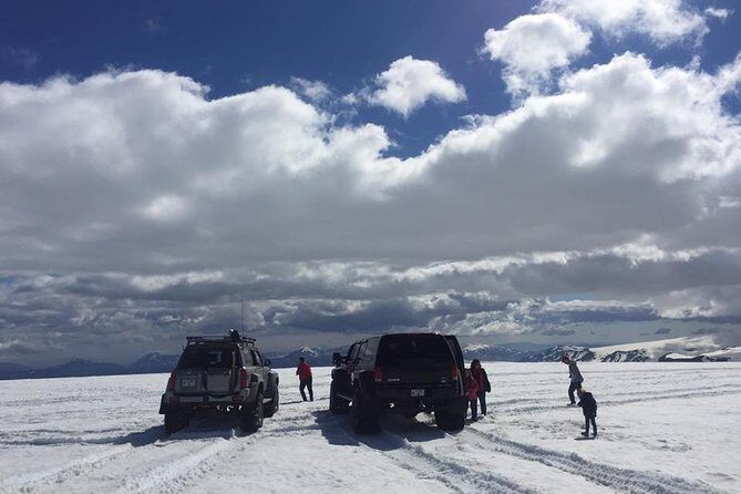 The Silver Circle and Glacier Visit - Super Jeep comfort and the driver-guide role