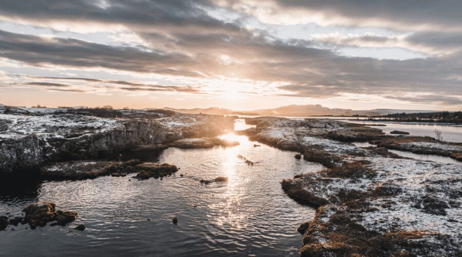Thingvellir: Silfra Fissure Diving with Optional Pickup - Pickup from Reykjavík and the logistics that affect your stress level