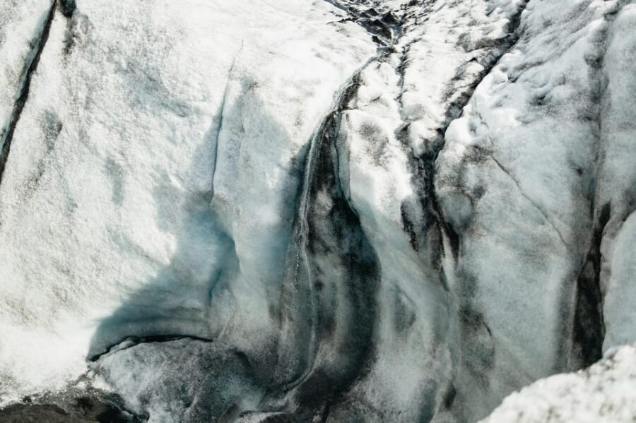 Vik: Guided Sólheimajökull Glacier Hike - Pace, Comfort, and the Coffee-and-Chocolates Break