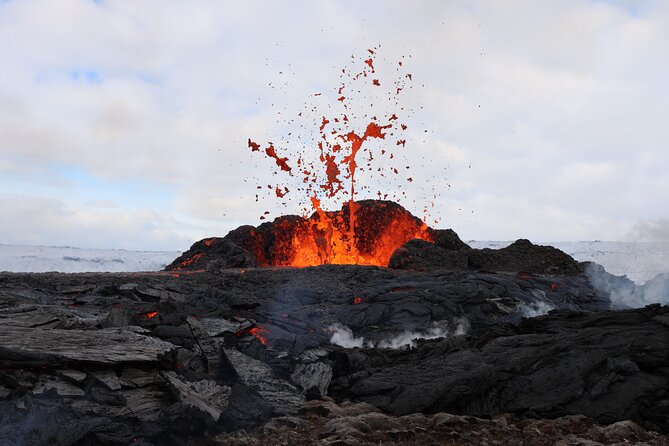 Volcano Hike and Grindavík Visit from Reykjavik - Quick hits