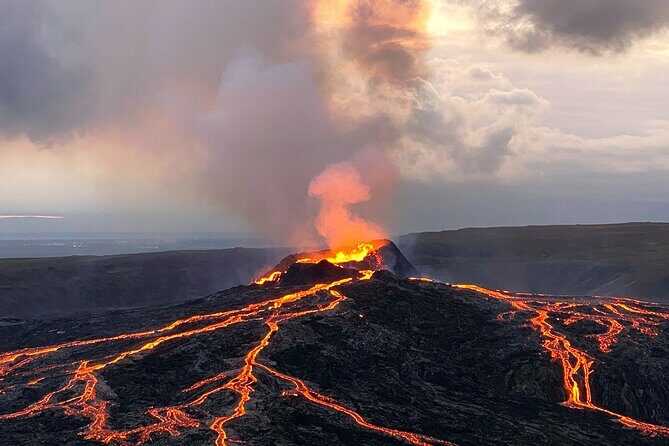 Volcano Tour on Reykjanes Peninsula Including Icelandic Snacks - Price and value: is $53 a fair deal for the work you’re doing?