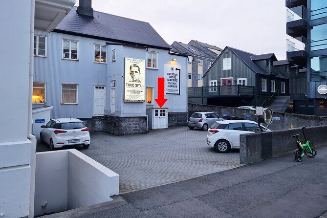 Was James Bond Icelandic? Ticket with One Hour Lecture - Key highlights before you go