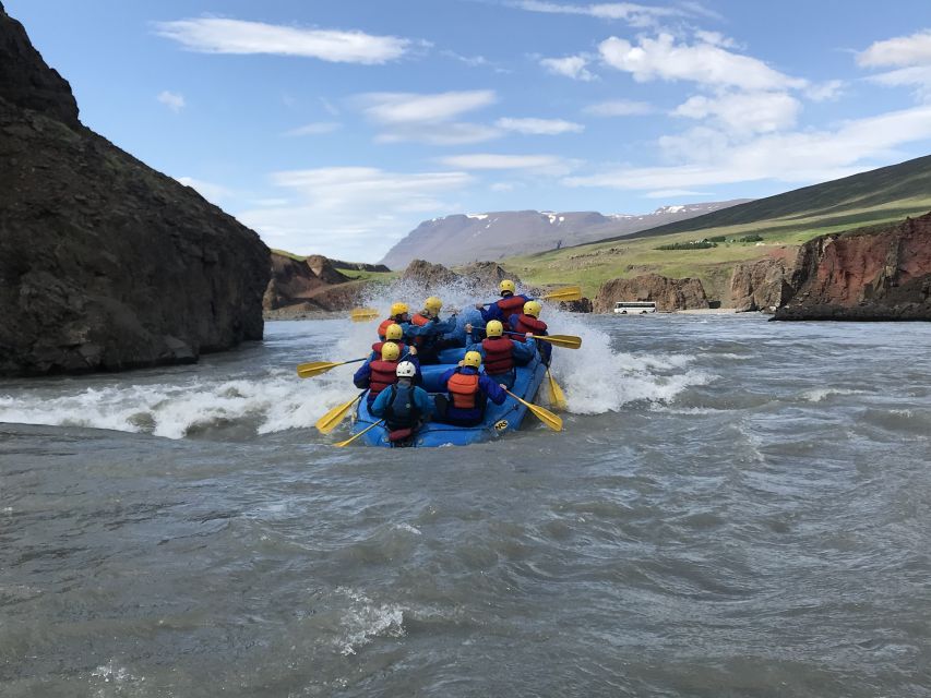 West Glacial River Family Rafting - Safety briefing and crew setup: how you’ll stay relaxed