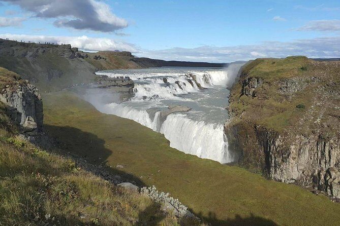 Your private golden circle tour with a personal guide - Gullfoss Waterfall: why the waterfall story includes people